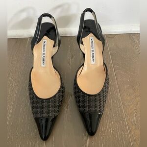 Manolo Blahnik Carolyn Houndstooth Slingback Heels